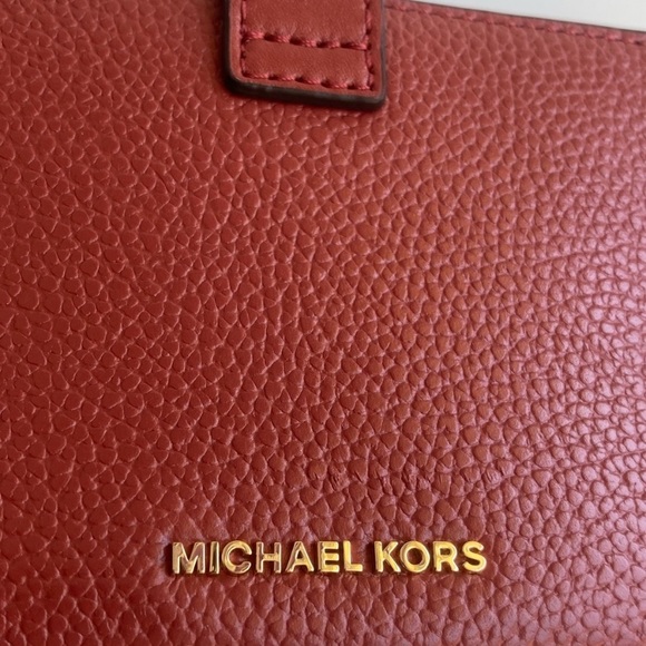 Michael Kors Wallet - Picture 10 of 13